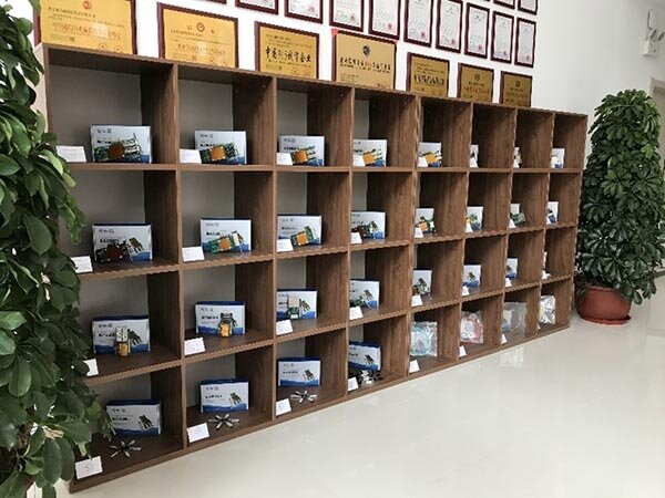 光潤通產(chǎn)品墻 光潤通產(chǎn)品墻